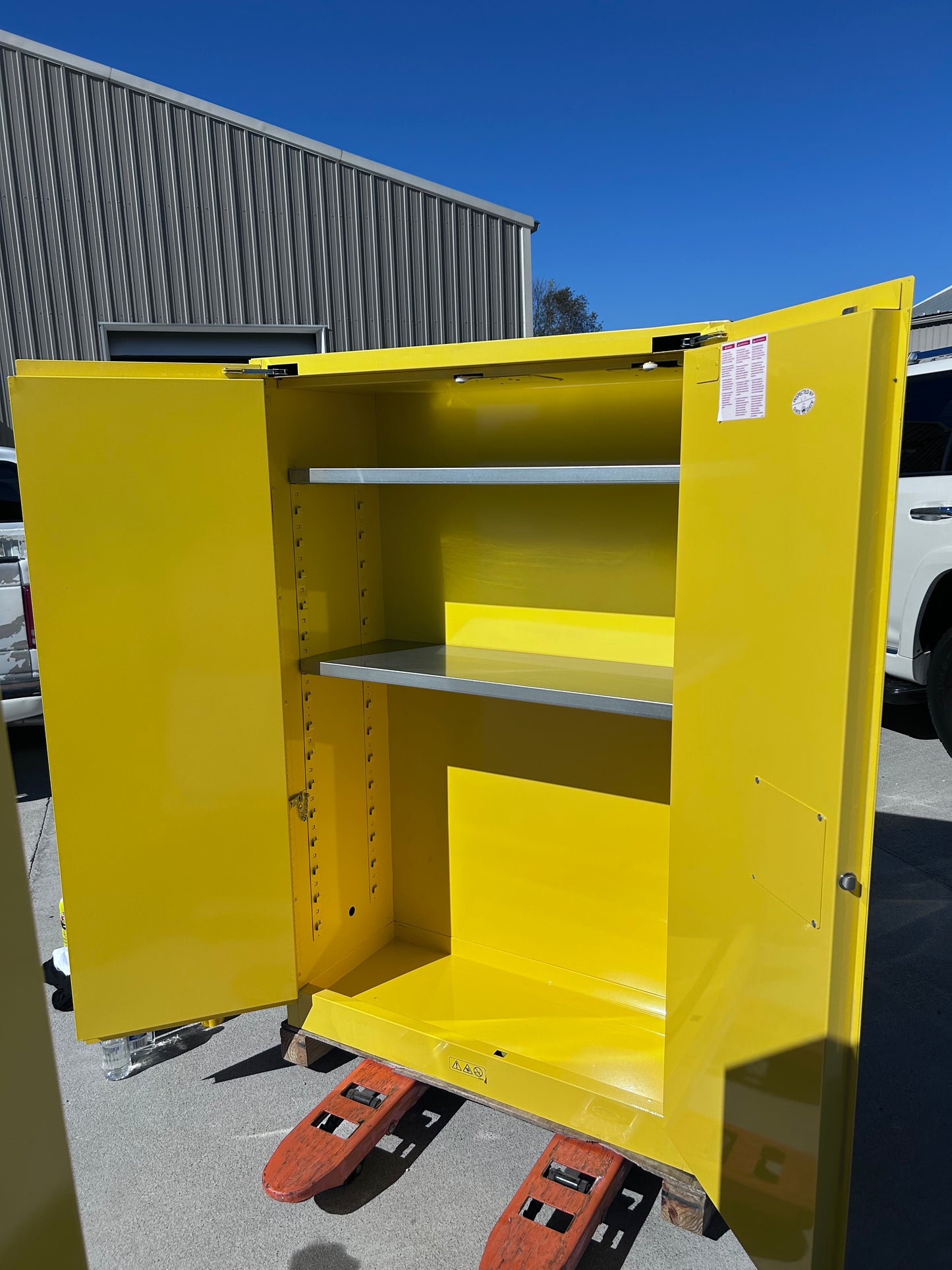 Eagle – Justrite Safety Group 45 Gallon Fire Cabinet 1945X