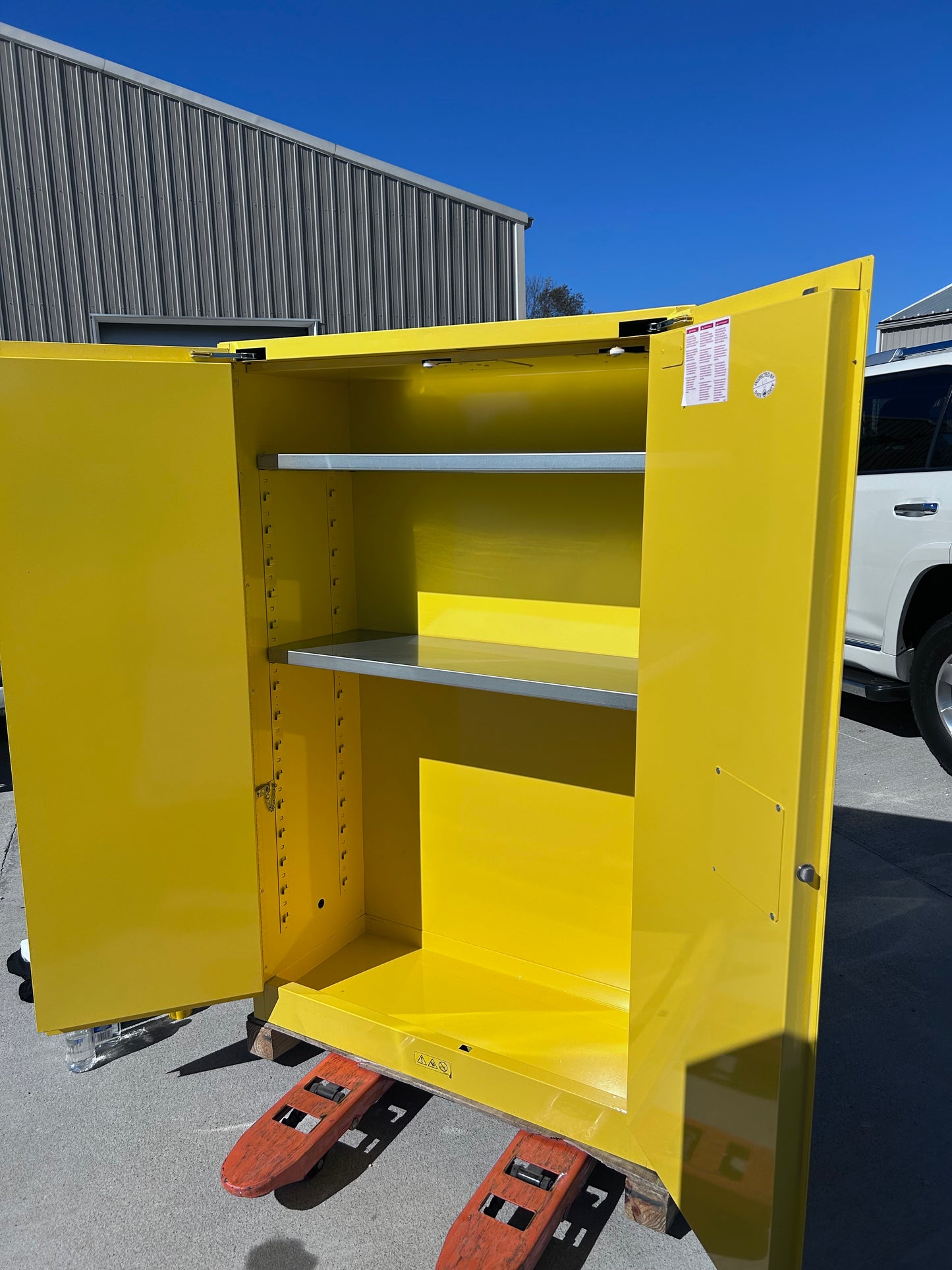 Eagle – Justrite Safety Group 45 Gallon Fire Cabinet 1945X