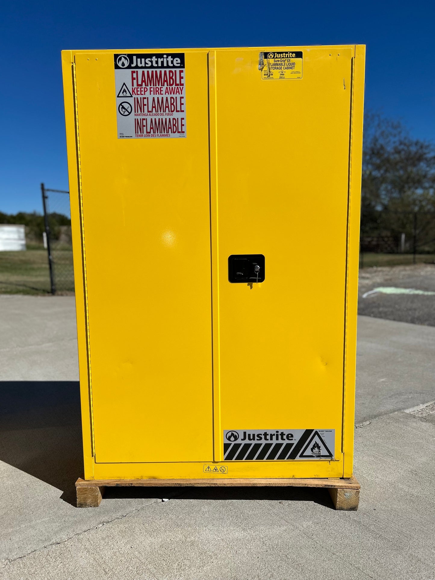 Eagle – Justrite Safety Group 45 Gallon Fire Cabinet 1945X