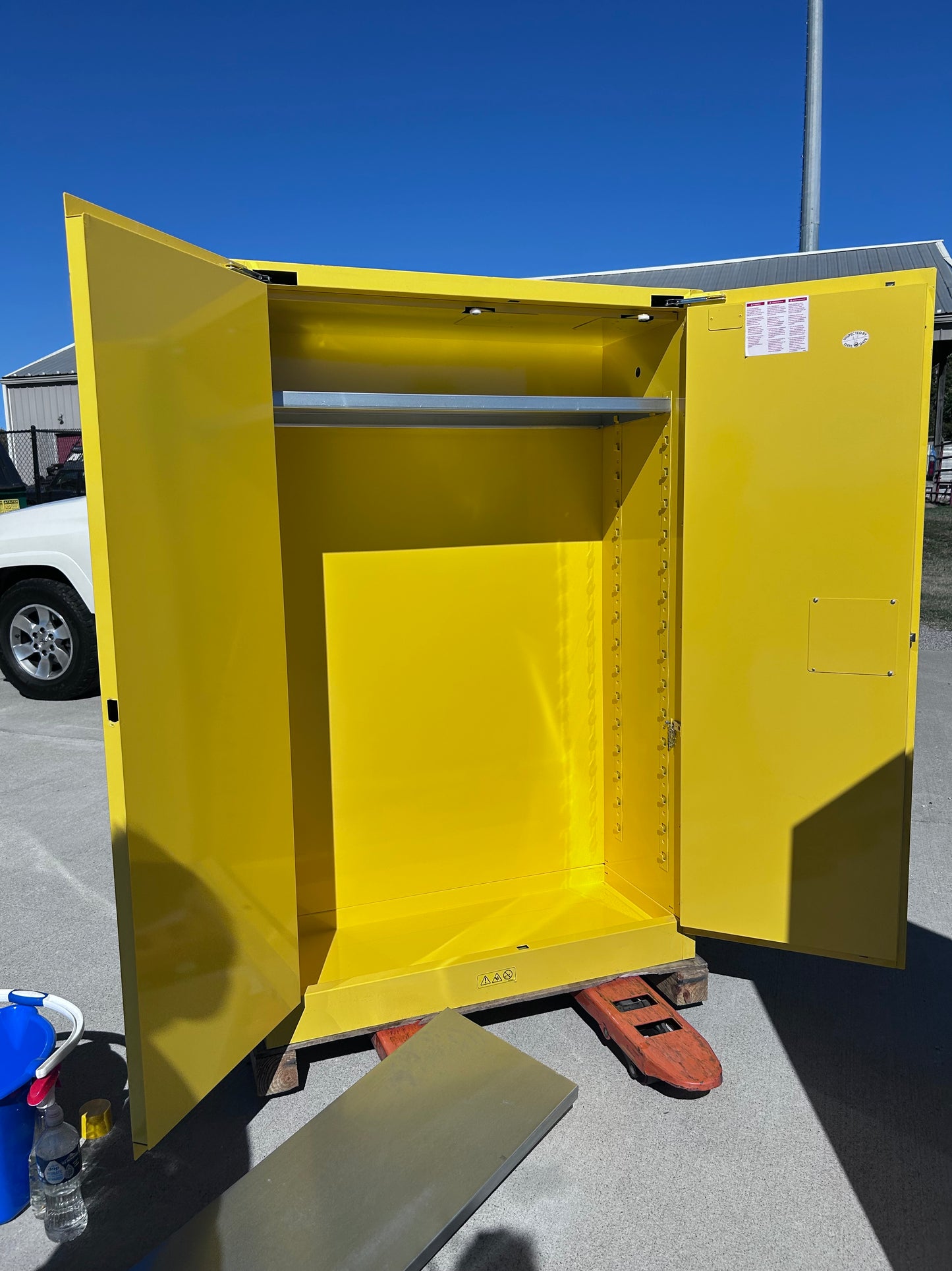 Eagle – Justrite Safety Group 45 Gallon Fire Cabinet 1945X