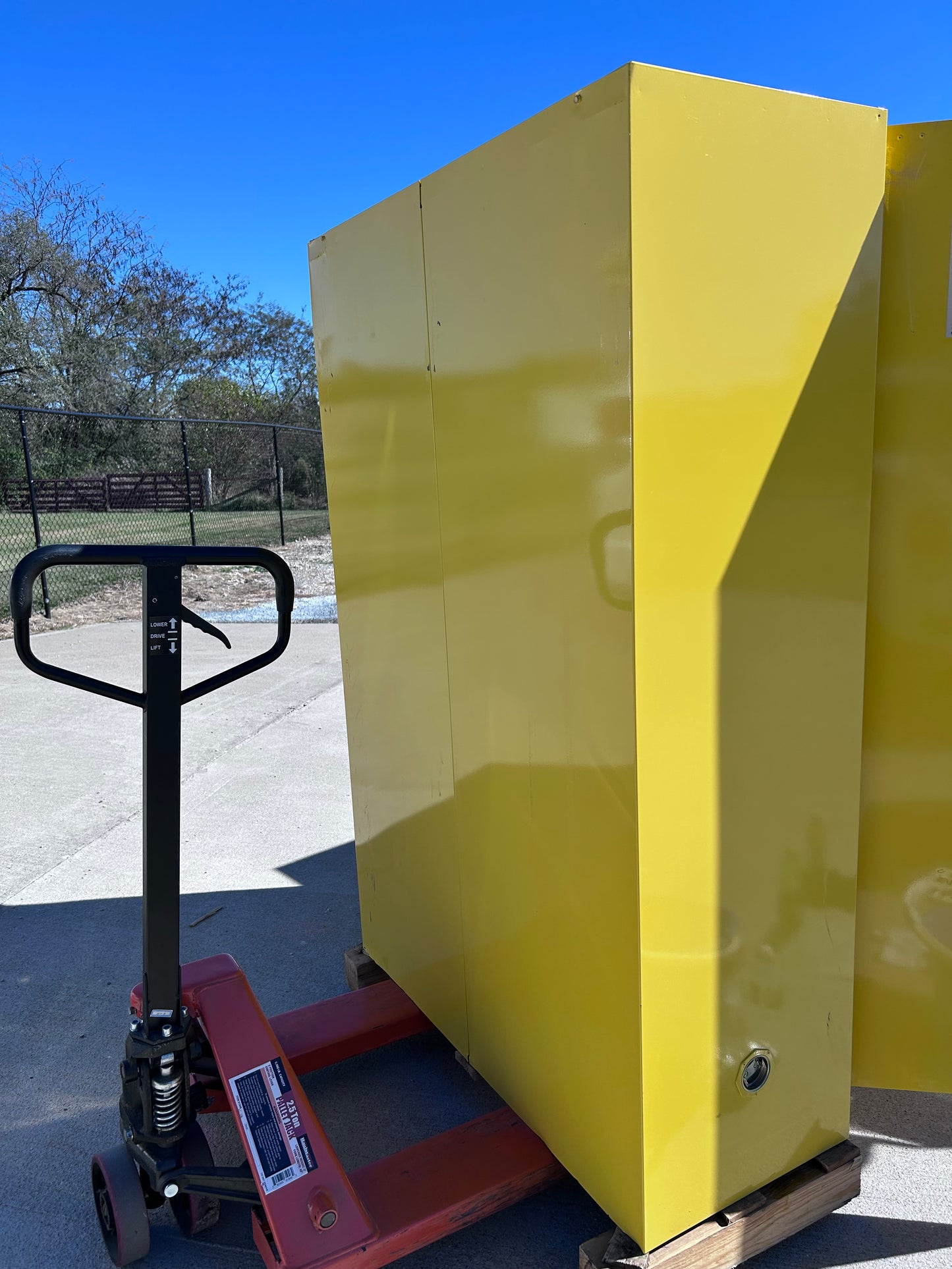 Eagle – Justrite Safety Group 45 Gallon Fire Cabinet 1945X