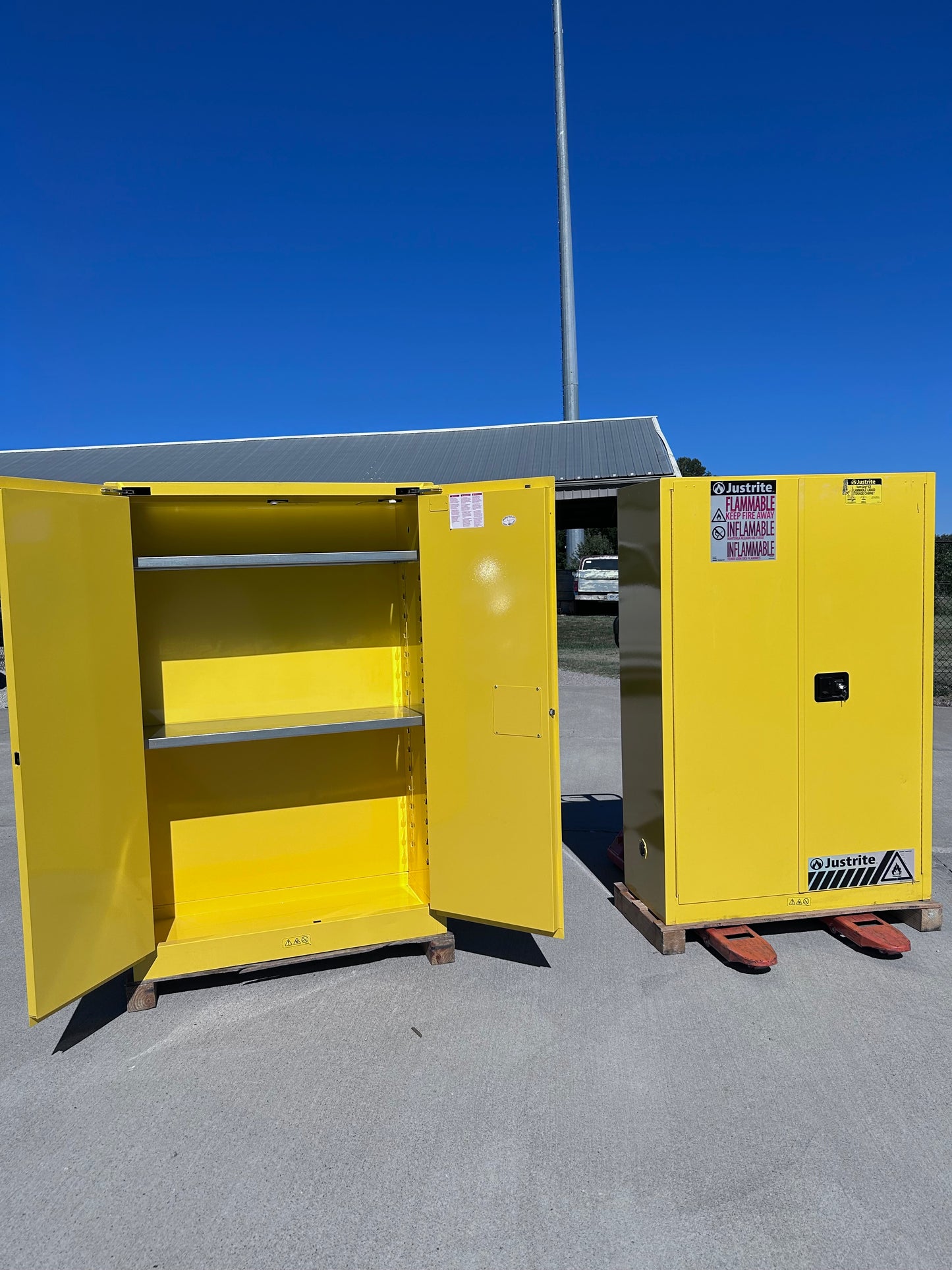 Eagle – Justrite Safety Group 45 Gallon Fire Cabinet 1945X