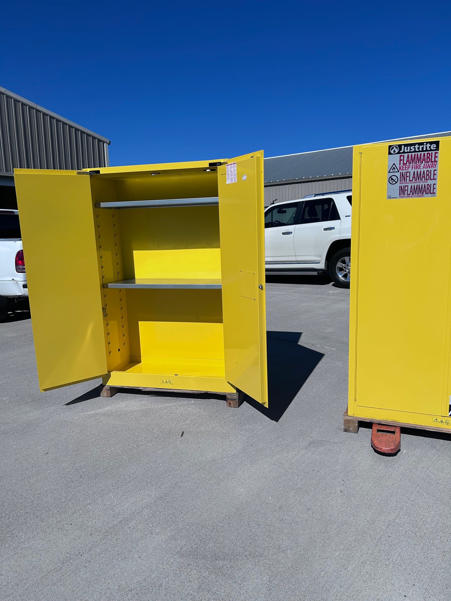 Eagle – Justrite Safety Group 45 Gallon Fire Cabinet 1945X