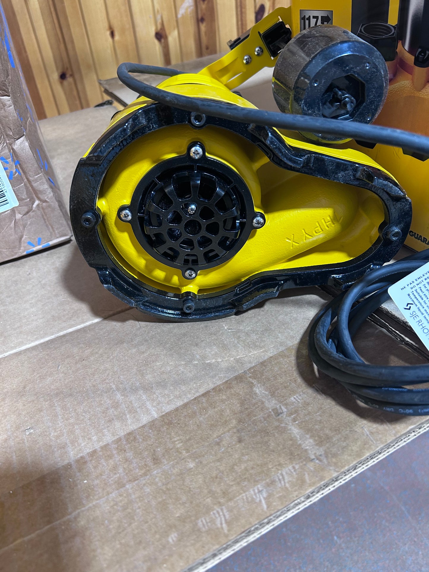 DeWALT Sump Pumps